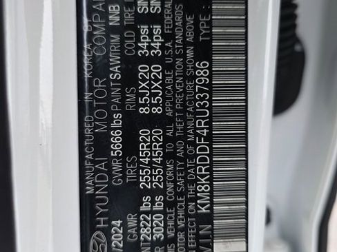 Used 2024 Hyundai Ioniq 5 Limited image 30