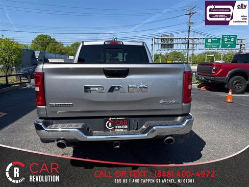 Used 2025 RAM 1500 Big Horn AWD/4WD image 6