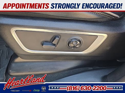 Used 2019 RAM 1500 Laramie AWD/4WD image 48