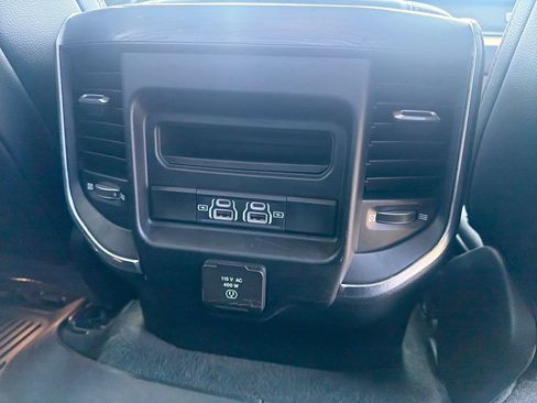 Used 2023 RAM 1500 Laramie AWD/4WD image 28
