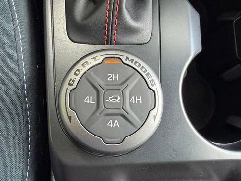 Certified 2026 Ford Bronco Heritage Edition AWD/4WD image 25