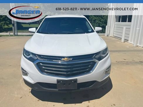 Used 2019 Chevrolet Equinox LT w/ Driver Convenience Package FWD image 2