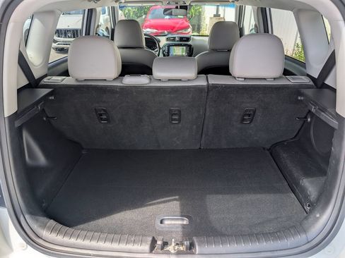 Used 2018 Kia Soul + w/ + Primo LIT Package FWD image 19