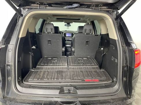 Certified 2018 GMC Acadia Denali w/ Technology Package image 14