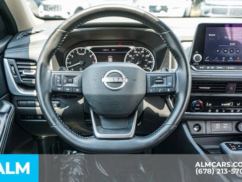 Used 2025 Nissan Rogue SV FWD image 27