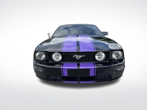 Used 2006 Ford Mustang GT Premium RWD image 3