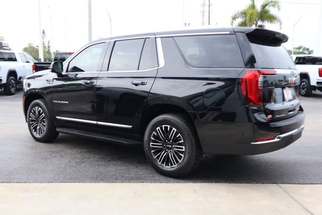 Used 2025 GMC Yukon Elevation AWD/4WD image 6