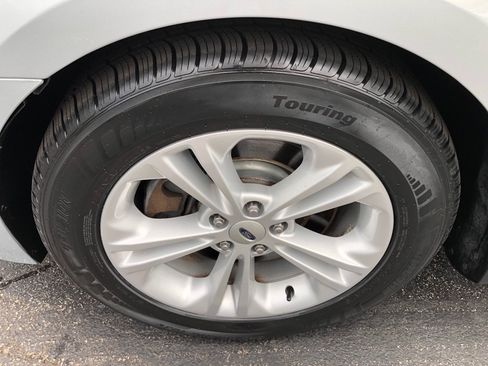Used 2018 Ford Taurus Police Interceptor FWD image 11