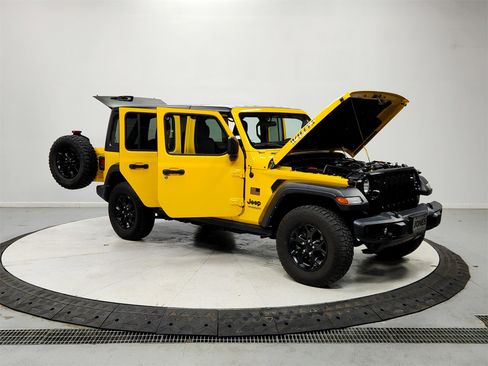 Used 2021 Jeep Wrangler Unlimited Sport image 9