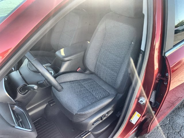 Certified 2024 Chevrolet Equinox LT FWD image 18