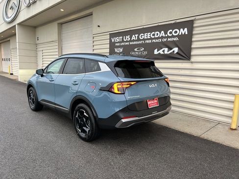 New 2026 Kia Sportage EX w/ EX Panoramic Sunroof Package image 5