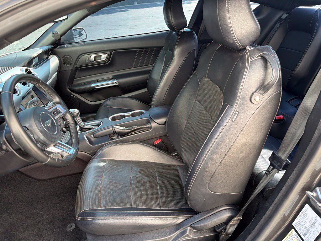 Used 2019 Ford Mustang GT Premium RWD image 25
