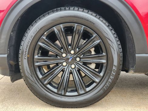 Used 2021 Ford Explorer Limited w/ Equipment Group 301A image 14