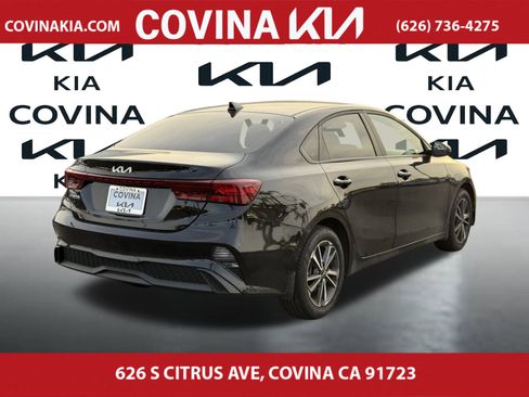Used 2024 Kia Forte LXS w/ LXS Technology Package image 7