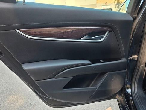 Used 2016 Cadillac XTS Luxury FWD image 36