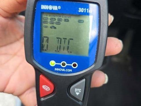 Used 2023 Ford Explorer XLT image 7