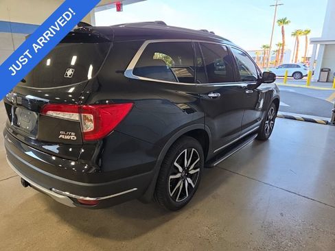 Used 2021 Honda Pilot Elite image 3