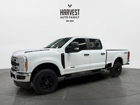 Used 2023 Ford F350 XL w/ Snow Plow/Camper Package AWD/4WD image 1