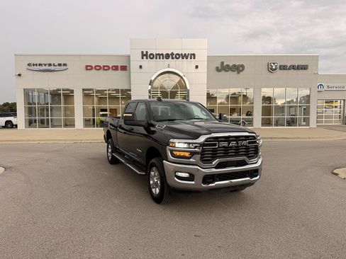 Used 2026 RAM 2500 Big Horn AWD/4WD image 1