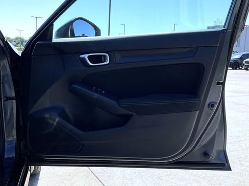 Used 2023 Honda Civic Sport image 17
