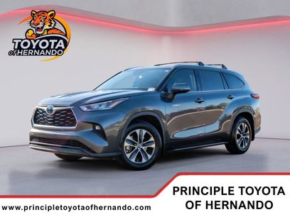 Used 2020 Toyota Highlander XLE