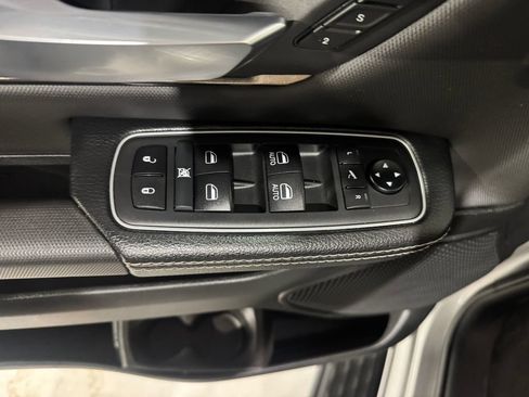 Used 2021 RAM 1500 Rebel w/ Level 2 Equipment Group AWD/4WD image 17