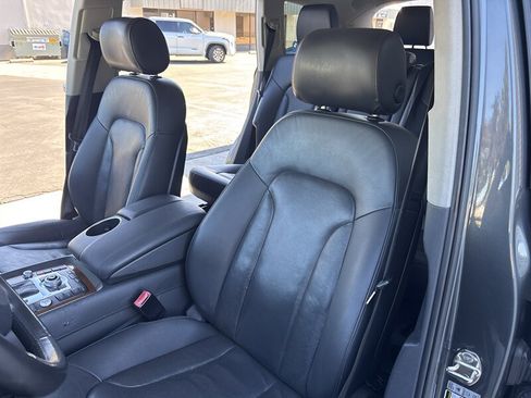 Used 2013 Audi Q7 3.0T S line Prestige w/ Technology Pkg AWD/4WD image 25
