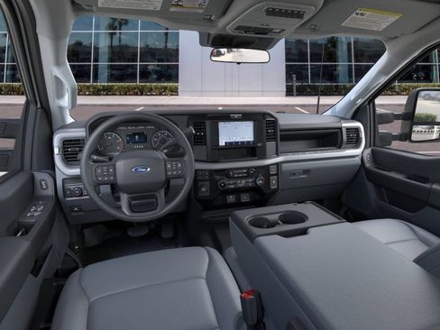 New 2026 Ford F450 XL w/ XL Chrome Package RWD image 23
