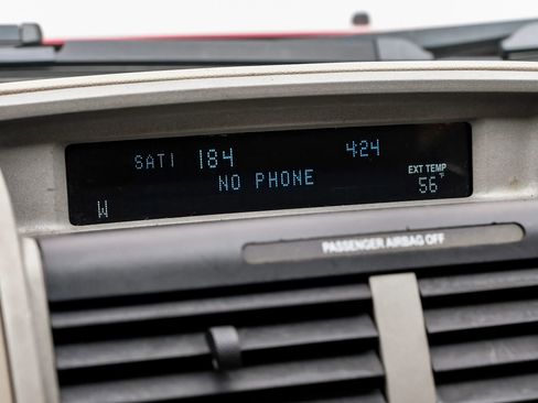 Used 2011 Ford Escape XLT image 28