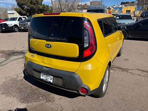 Used 2014 Kia Soul + image 7