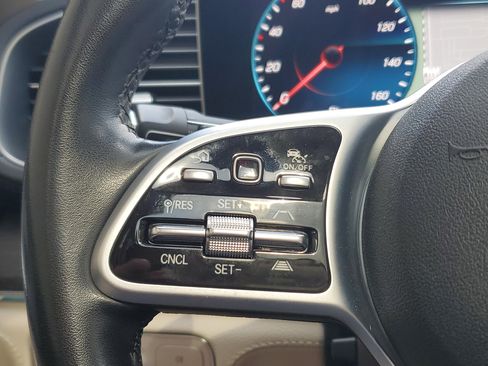 Used 2021 Mercedes-Benz GLE 450 4MATIC image 25