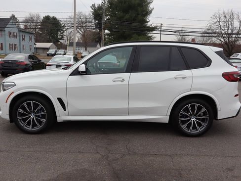 Used 2023 BMW X5 xDrive40i w/ M Sport Package image 8