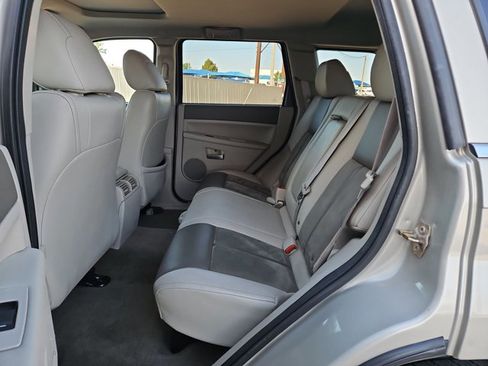 Used 2007 Jeep Grand Cherokee Overland AWD/4WD image 19