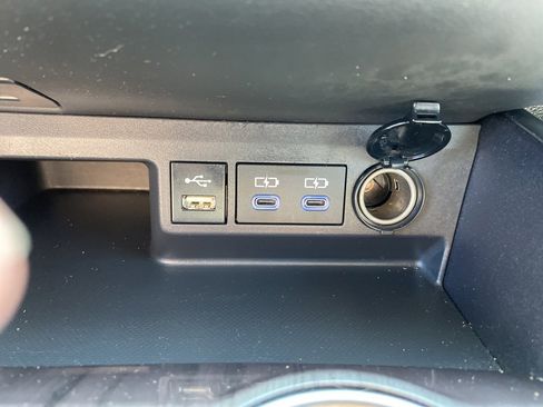 Certified 2022 Toyota Highlander Limited image 14