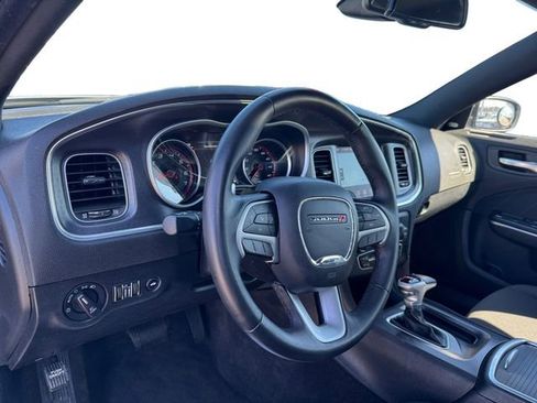 Certified 2017 Dodge Charger R/T w/ Navigation & Travel Group image 10