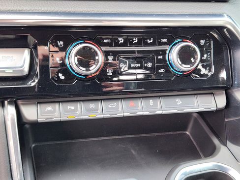 Certified 2025 GMC Sierra 1500 Denali w/ Technology Package image 14