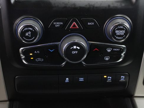 Used 2014 RAM 1500 Lone Star RWD image 20