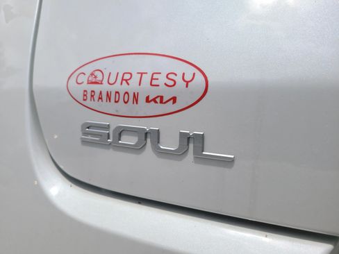 Certified 2025 Kia Soul EX FWD image 33