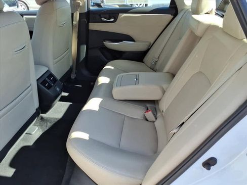 Used 2018 Honda Clarity Touring image 7