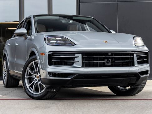 Certified 2026 Porsche Cayenne Coupe AWD/4WD image 6