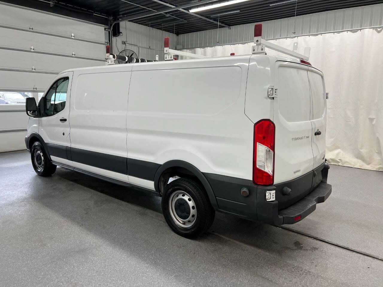 Used 2018 Ford Transit 250 148 Low Roof RWD image 6