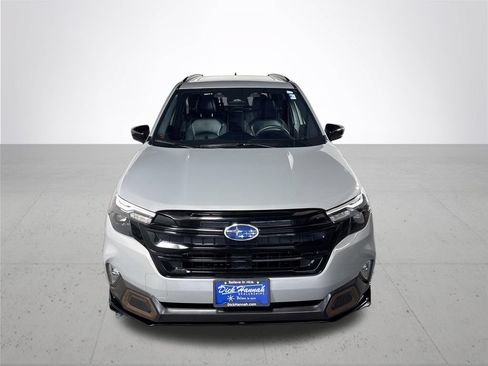 Used 2025 Subaru Forester Sport w/ Popular Package #1 AWD/4WD image 3