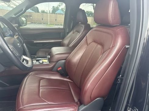 Used 2023 Ford Expedition Limited AWD/4WD image 13