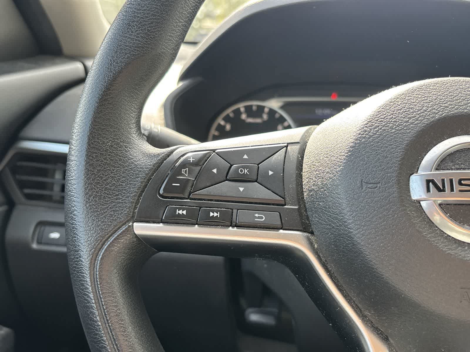 Used 2020 Nissan Altima 2.5 S FWD image 10