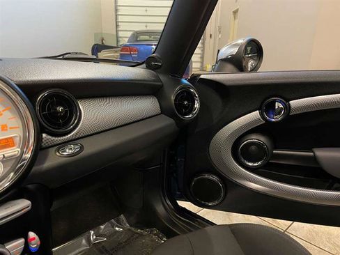 Used 2010 MINI Cooper S image 64