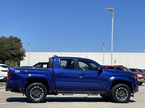 Used 2024 Toyota Tacoma TRD Sport w/ TRD Sport Upgrade Package AWD/4WD image 3
