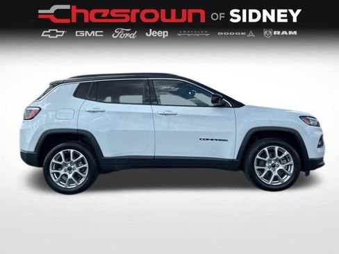 Used 2025 Jeep Compass Limited AWD/4WD image 12