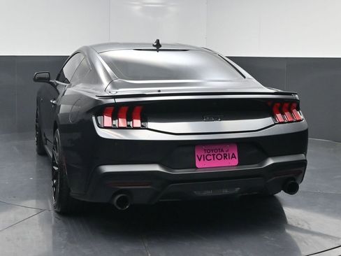 Used 2024 Ford Mustang GT Premium image 15