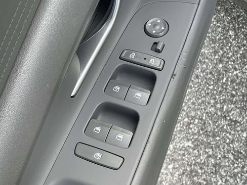 Certified 2023 Hyundai Elantra SEL FWD image 6