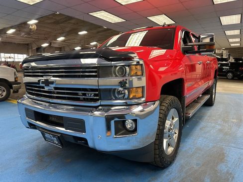 Used 2016 Chevrolet Silverado 2500 LTZ w/ Duramax Plus Package image 10